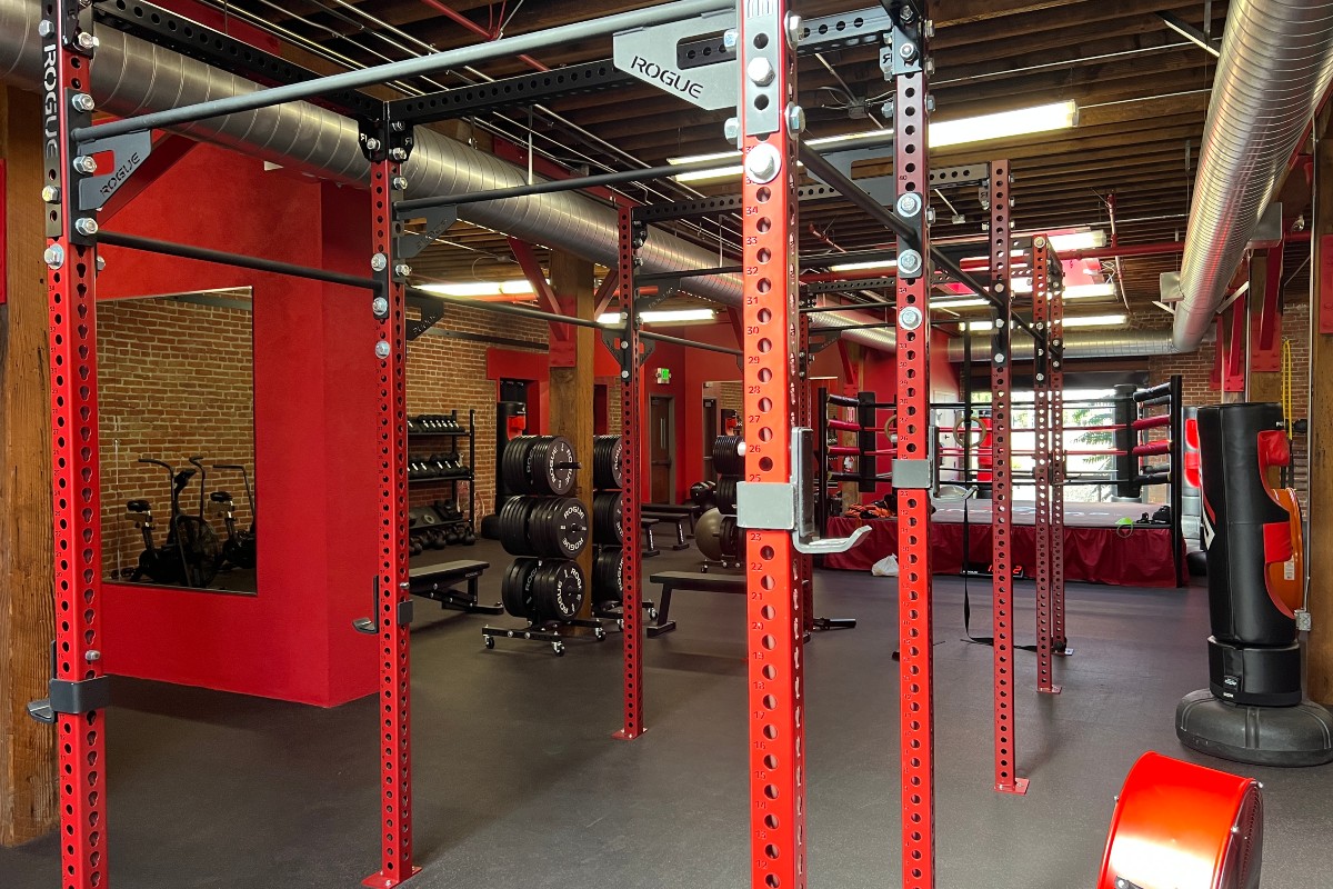 Looking for a great Hybrid fitness facility program? Contact us!